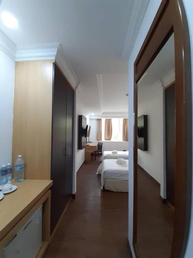 Sara Hotel Labuan Exterior photo